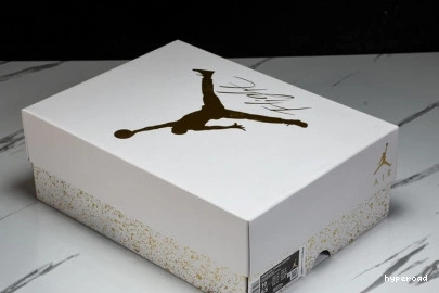 Hyperoad Air “VividSulfur” WMNS Jordan 4 0831